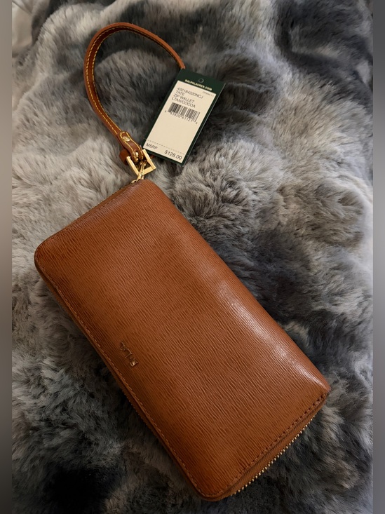 Ralph Lauren Handbags - Ralph Lauren Tan Brown Leather Wristlet WalletThe zipper little rusty never use